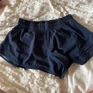 Navy lulu 2.5 shorts